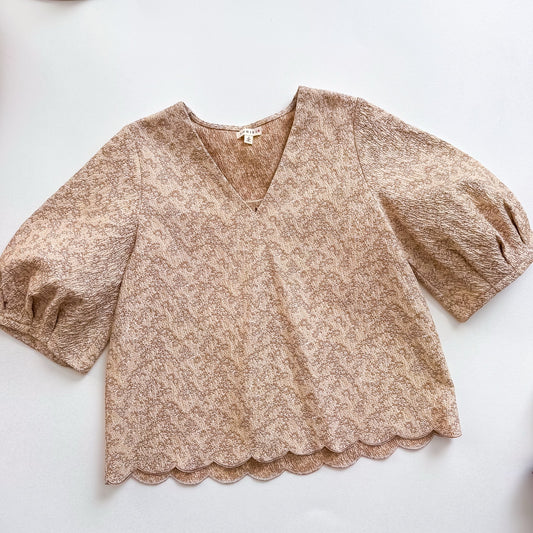 Honey Blossom Scalloped Hem Puff Sleeve Top