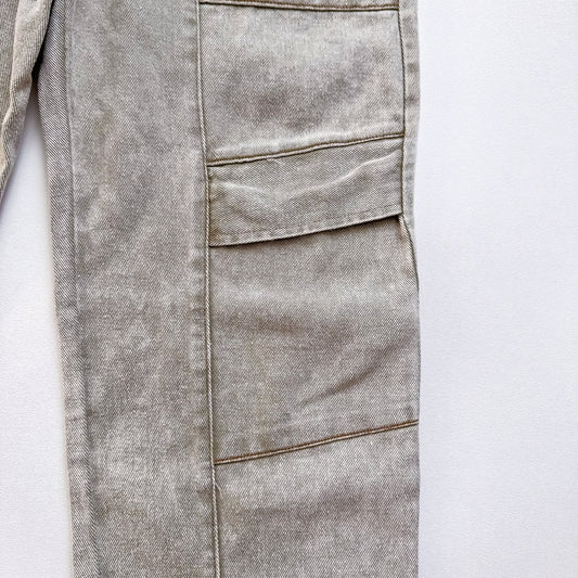 Sage cargo pants leg pocket detail