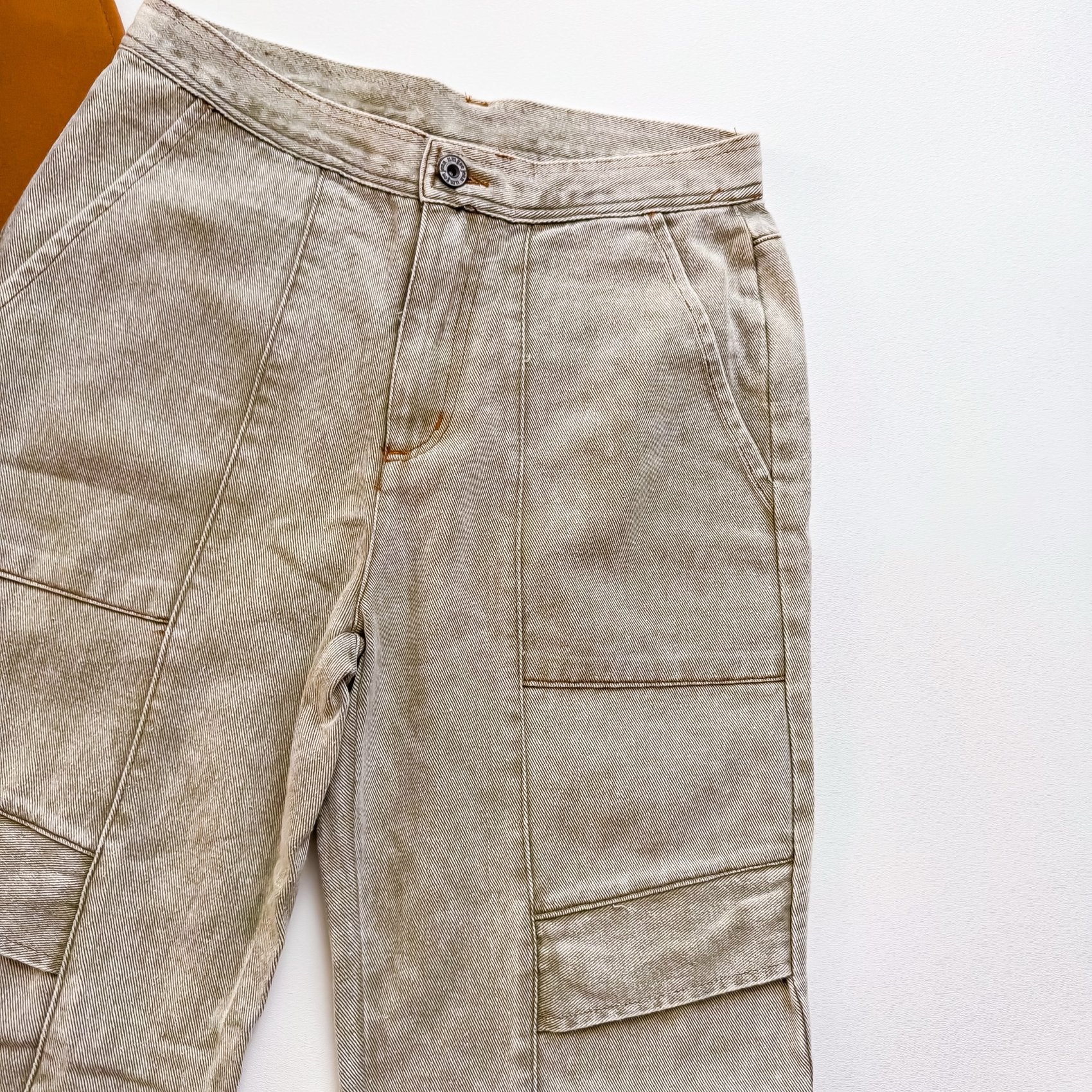 Sage cargo pants waist detail