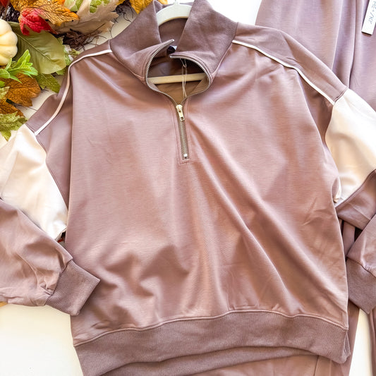 Apple Picking Pullover - Long Sleeve Half Zip Knit Pullover Top With Contrast Detail